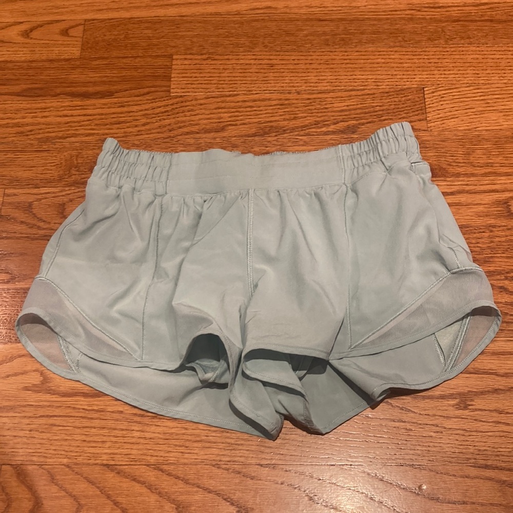 lulu lemon hottie hot short